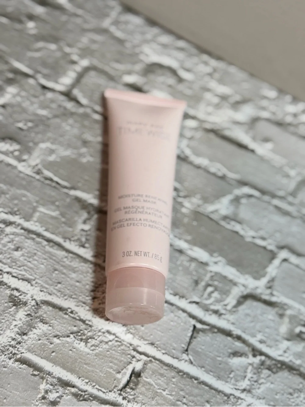 Mary Kay TimeWise Moisture Renewing Gel Mask - Light Pink Tube